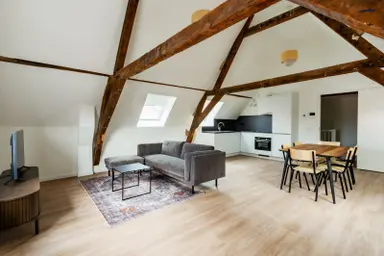 112m2 Wohnung zur Miete für 2300€/Monat in Westhavenkade, Vlaardingen
