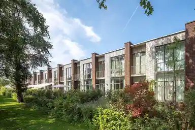 129m2 maison à louer pour 2701€/mois à Lorentzlaan 7, Amsterdam