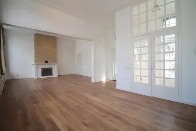 140m2 apartment to rent for 1975€/month in Halstraat, Breda