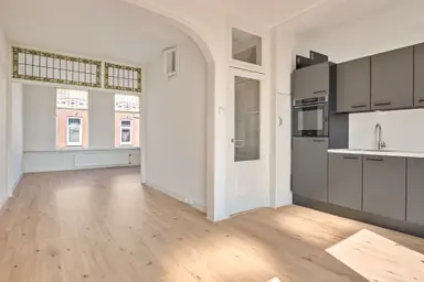 120m2 house to rent for 2750€/month in Tollensstraat 42, Rotterdam