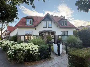 89m2 house to rent for 1228.07€/month in Cameliastraat 5, Hilversum