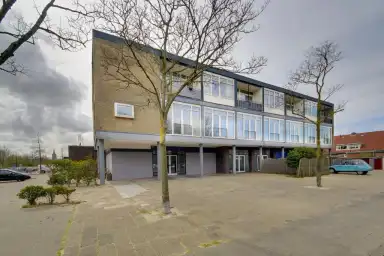 47m2 apartment to rent for 994€/month in Laan van Meerestein 24, Beverwijk