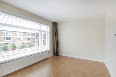 113m2 apartment to rent for 2450€/month in Laan van Meerdervoort, The Hague