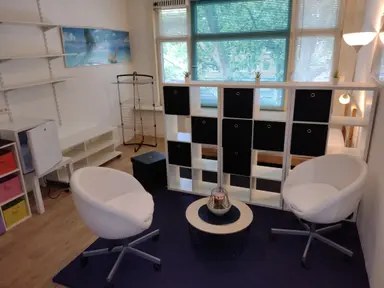 27m2 Zimmer zur Miete für 560€/Monat in Mijnsherenlaan, Rotterdam