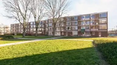 68m2 flat to rent for 795€/month in Blankershoek 7, Rotterdam