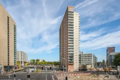 95m2 apartment to rent for 1225€/month in Strevelsweg 135A, Rotterdam