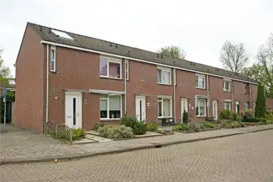 82m2 huis te huur voor 764€/maand in Sonatestraat 28, Enschede