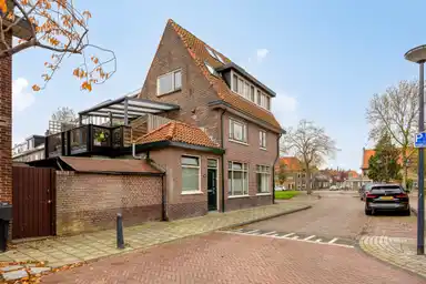 154m2 house to rent for 2950€/month in Sumatrastraat 189, Leiden
