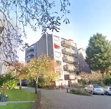 m2 Appartement à louer pour 747€/mois à Van Vredenburchplantsoen 98, Rijswijk