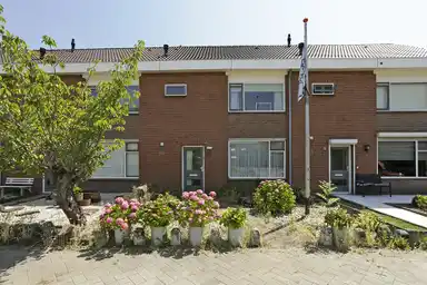 m2 house to rent for 932.93€/month in van Abcoudestraat 24, Klundert