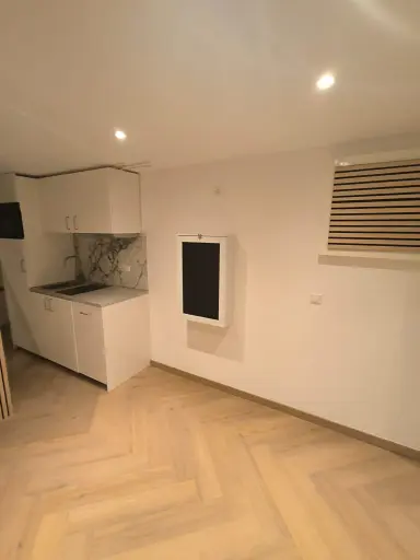 17m2 studio à louer pour 1150€/mois à Beursjeskruidstraat, Almere