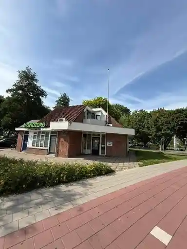 105m2 apartment to rent for 1750€/month in Plutolaan, Dordrecht