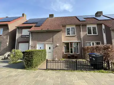 105m2 Haus zur Miete für 2250€/Monat in Viottastraat, Eindhoven