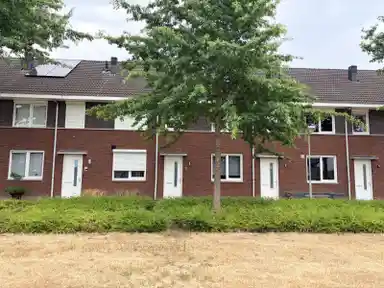 108m2 huis te huur voor 1250€/maand in Rabouw 8, Helden