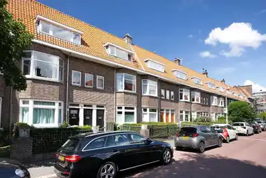 121m2 apartment to rent for 2750€/month in Roelofsstraat 90, The Hague