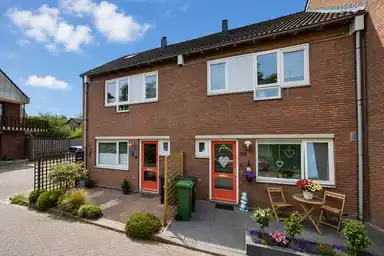109m2 house to rent for 1228.07€/month in Kersengaarde 31, Zoetermeer
