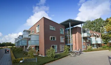 77m2 flat to rent for 932.93€/month in Groene Bruglaan 95, Almelo