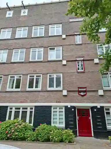 48m2 Appartement te huur voor 910€/maand in Olympiaweg 82-2, Amsterdam
