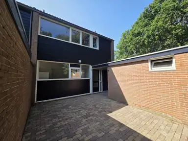 89m2 huis te huur voor 1150€/maand in Laan van de Bork 620, Emmen