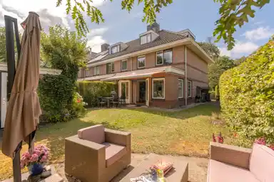 160m2 huis te huur voor 4000€/maand in Eikendael 8, Wassenaar