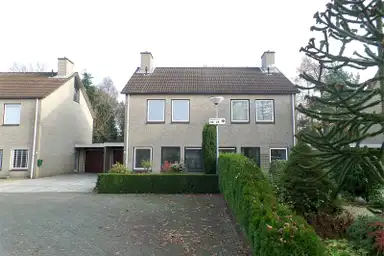 143m2 maison à louer pour 1300€/mois à Buidelmees 26, Emmen