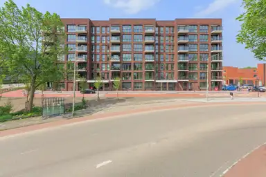 122m2 apartment to rent for 2021€/month in Roolandweg, Haarlem