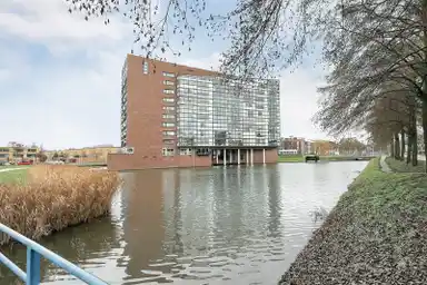 105μ² Διαμέρισμα προς ενοικίαση για 1800€/μήνα σε Albert Schweitzersingel 103, Zoetermeer