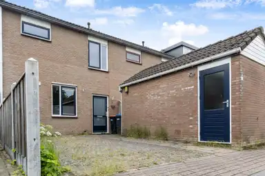 120m2 house to rent for 1999€/month in Kamp 14 14, Lelystad