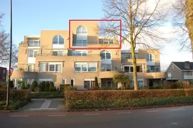 104m2 apartment to rent for 1250€/month in Pastoor Spieringsstraat, Uden