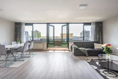 100μ² Διαμέρισμα προς ενοικίαση για 3150€/μήνα σε Rembrandtweg 25, Amstelveen