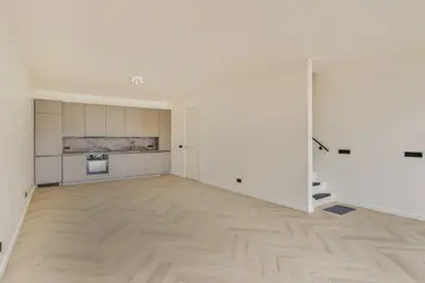 145m2 Haus zur Miete für 3995€/Monat in Marcelisstraat 69, The Hague