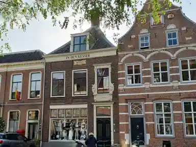 120m2 apartment to rent for 1850€/month in Markt 13, Culemborg