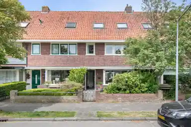 124m2 maison à louer pour 2900€/mois à Orionlaan, Hilversum
