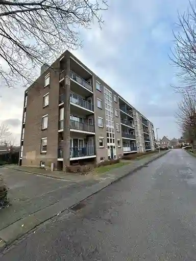 99m2 apartment to rent for 658.9€/month in Wijnmalenstraat 12, Heerlen