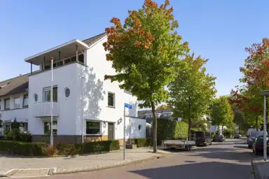 138m2 Haus zur Miete für 3650€/Monat in Sint Christoffelstraat, Eindhoven