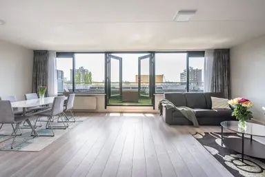100μ² Διαμέρισμα προς ενοικίαση για 3150€/μήνα σε Rembrandtweg 25, Amstelveen