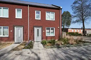 111m2 house to rent for 932.93€/month in Kerkhoflaan 55, Terneuzen