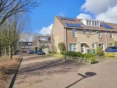 130m2 huis te huur voor 3250€/maand in Boogschutter, Amstelveen