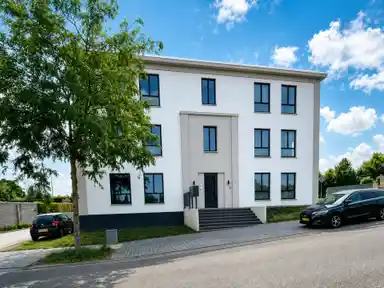 65m2 flat to rent for 1221€/month in Vossepark, Heerlen