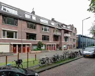 15m2 room to rent for 600€/month in Ceintuurbaan, Rotterdam