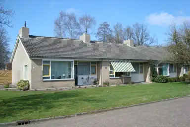 84m2 maison à louer pour 713.02€/mois à Kooikerlaan 42, Schoonebeek
