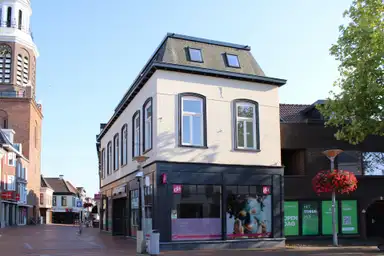 78m2 Appartement à louer pour 1100€/mois à Torenstraat, Winschoten