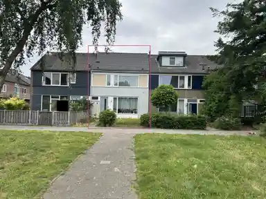 101m2 maison à louer pour 932€/mois à Heliusstraat 4, Rosmalen