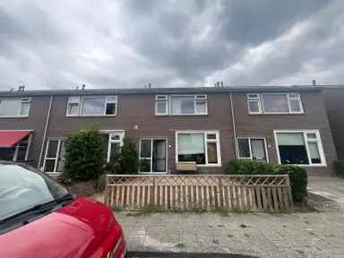 58m2 house to rent for 932.93€/month in Krammerstraat 17, Zierikzee