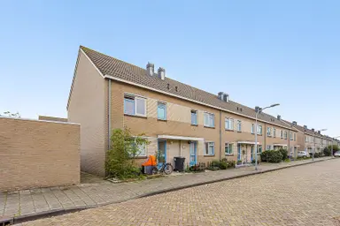 118m2 huis te huur voor 2060€/maand in Raoul Wallenbergstraat 1, Haarlem