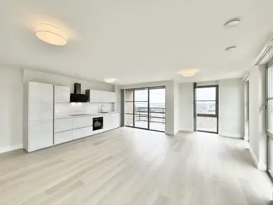 89m2 Flat zur Miete für 2100€/Monat in Moldaviëstraat 78, Almere