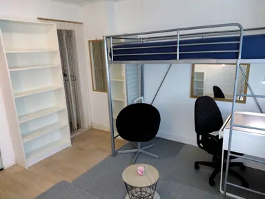 16m2 studio à louer pour 450€/mois à Mijnsherenlaan, Rotterdam