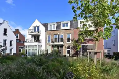 61m2 apartment to rent for 1750€/month in Keucheniusstraat 8, Huizen