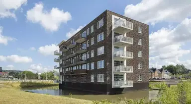 127m2 house to rent for 2100€/month in Salomon Dierkenslaan 10, Aalsmeer