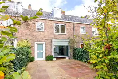 125m2 house to rent for 3500€/month in Amstellaan, Heemstede